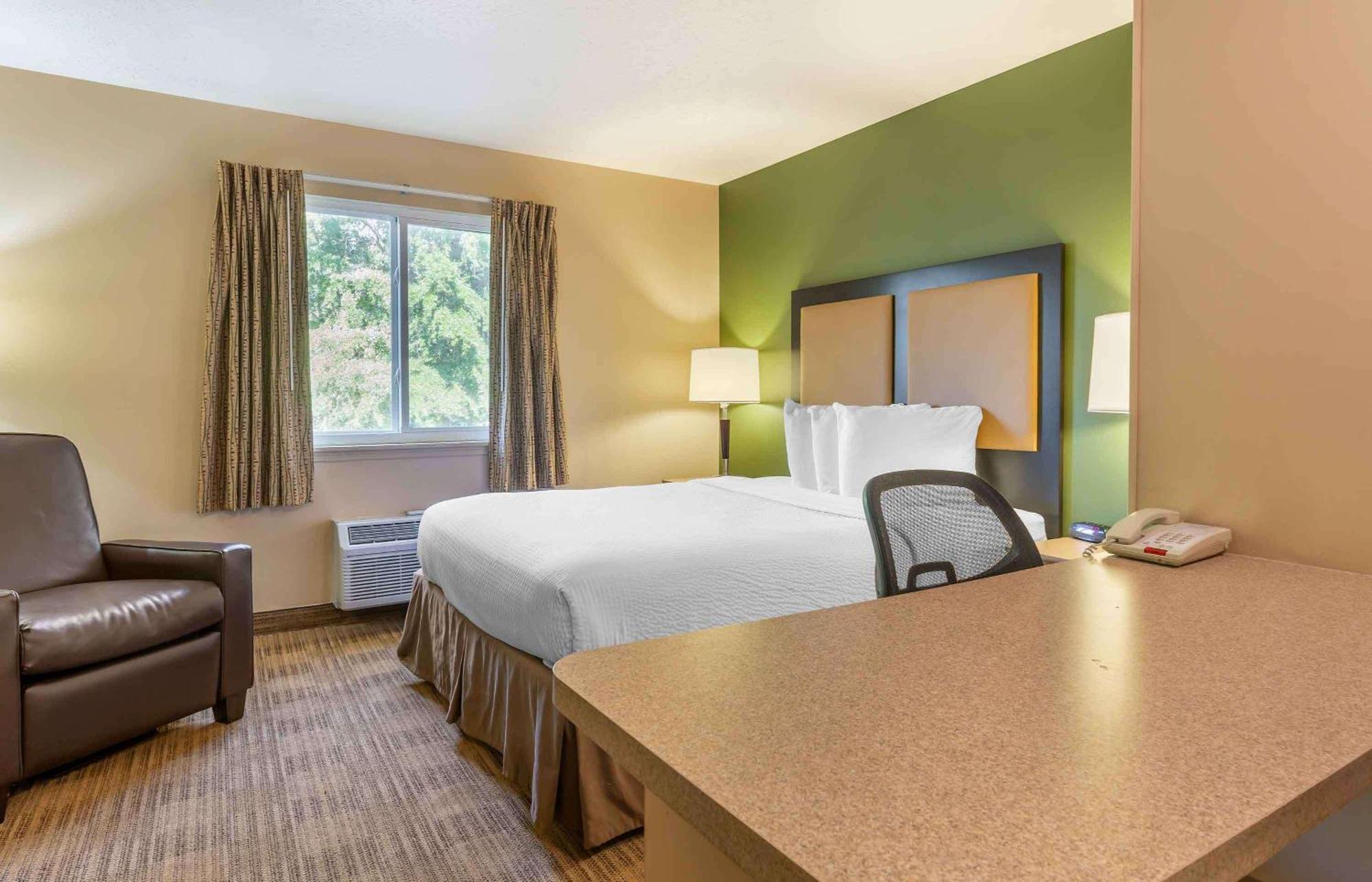 Extended Stay America Select Suites - Charlotte - Tyvola Rd - Executive Park Luaran gambar
