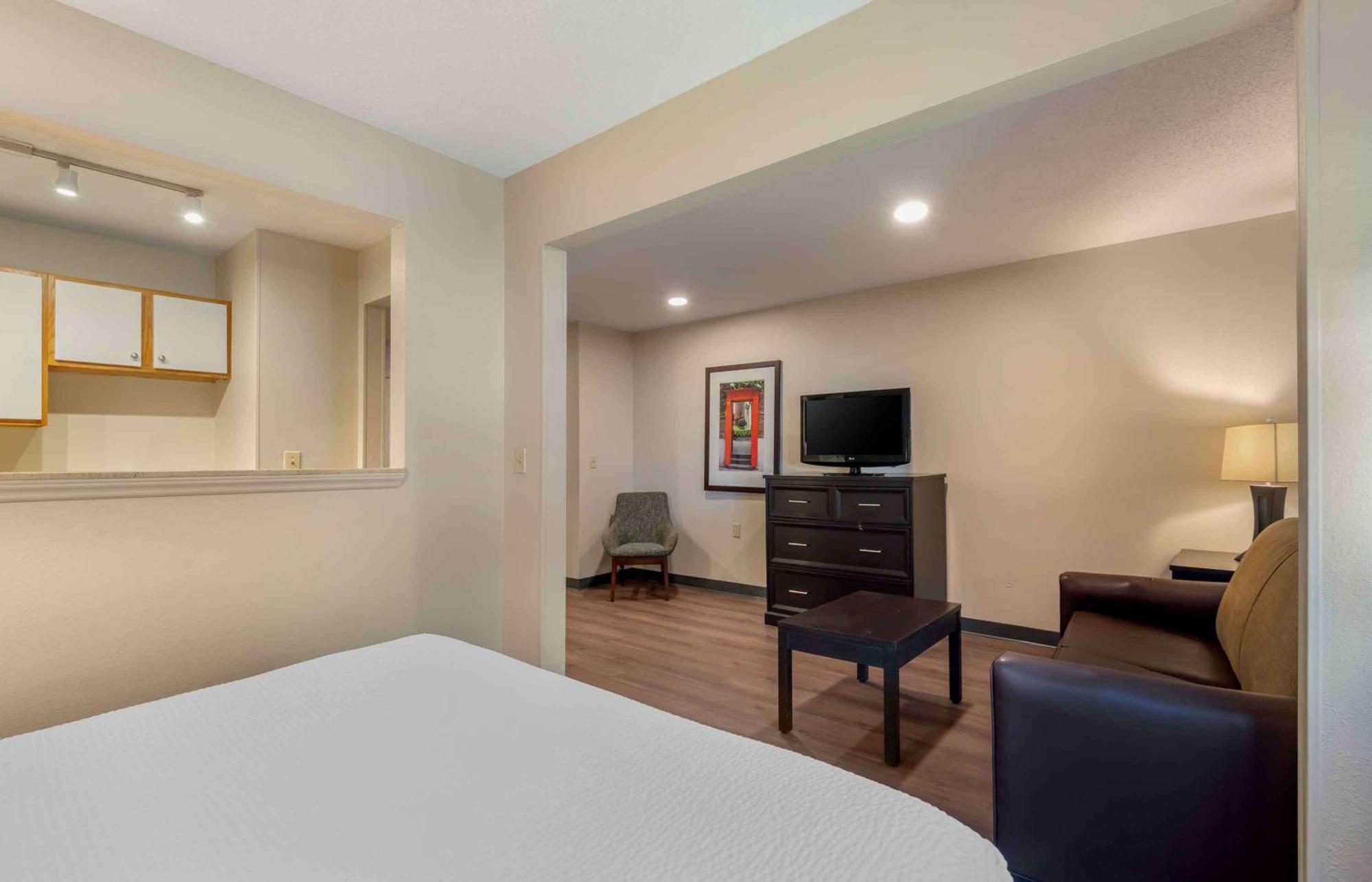 Extended Stay America Select Suites - Charlotte - Tyvola Rd - Executive Park Luaran gambar
