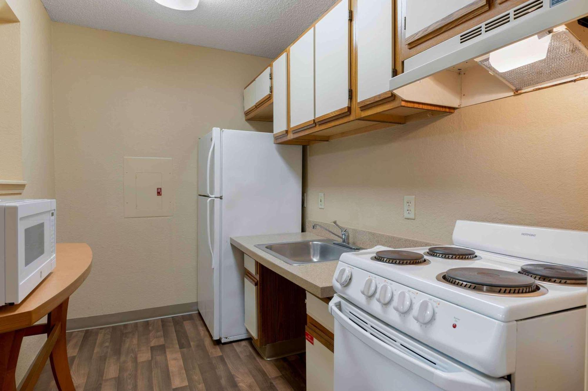 Extended Stay America Select Suites - Charlotte - Tyvola Rd - Executive Park Luaran gambar