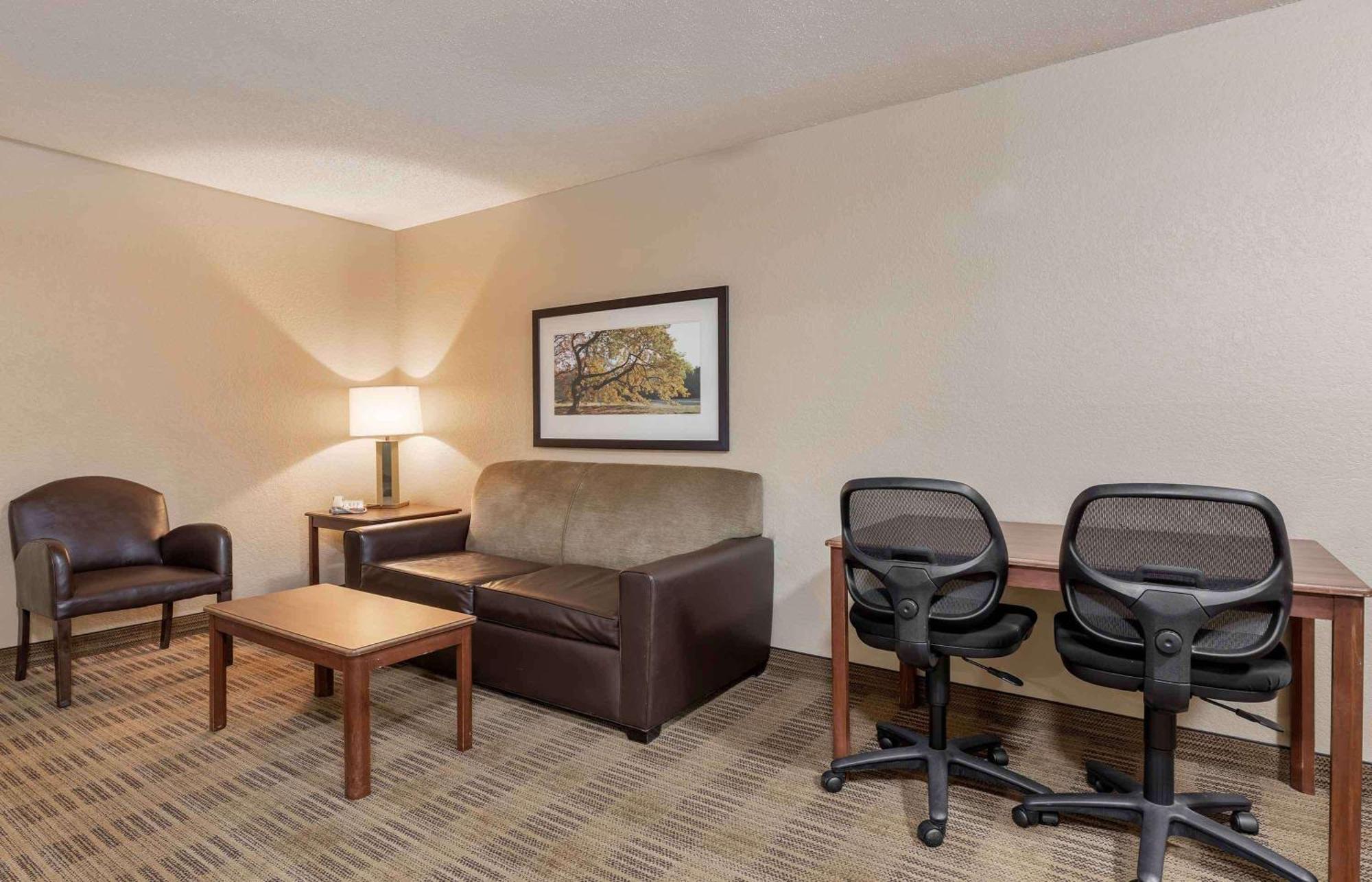 Extended Stay America Select Suites - Charlotte - Tyvola Rd - Executive Park Luaran gambar