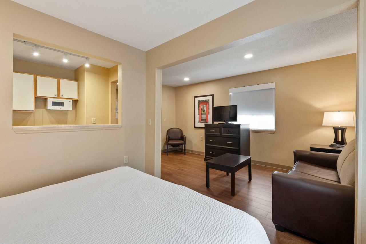 Extended Stay America Select Suites - Charlotte - Tyvola Rd - Executive Park Luaran gambar